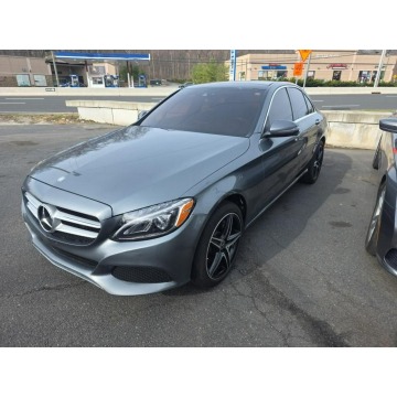 Mercedes - Benz C-klasa  Sedan/Limuzyna 2017,  2.0 benzyna, automat - Na sprzedaż za 29 000 zł - Wrocław - zdjęcie 3