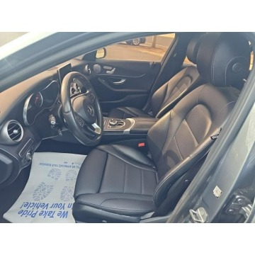 Mercedes - Benz C-klasa  Sedan/Limuzyna 2017,  2.0 benzyna, automat - Na sprzedaż za 29 000 zł - Wrocław - zdjęcie 7