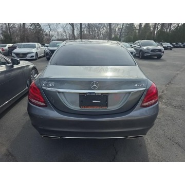 Mercedes - Benz C-klasa  Sedan/Limuzyna 2017,  2.0 benzyna, automat - Na sprzedaż za 29 000 zł - Wrocław - zdjęcie 6