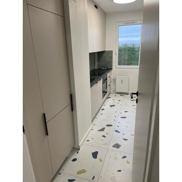 Mieszkanie trzypokojowe Opole,   72 m2 - Sprzedam - zdjęcie 2