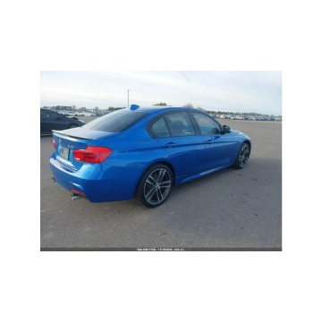 BMW Seria 3  Sedan/Limuzyna 2018,  3.0 benzyna, automat - Na sprzedaż za 42 000 zł - Tarnów - zdjęcie 6