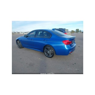 BMW Seria 3  Sedan/Limuzyna 2018,  3.0 benzyna, automat - Na sprzedaż za 42 000 zł - Tarnów - zdjęcie 7