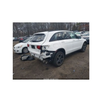 Mercedes - Benz GLC-klasa  SUV 2022,  2.0 benzyna, automat - Na sprzedaż za 59 000 zł - Tarnów - zdjęcie 6