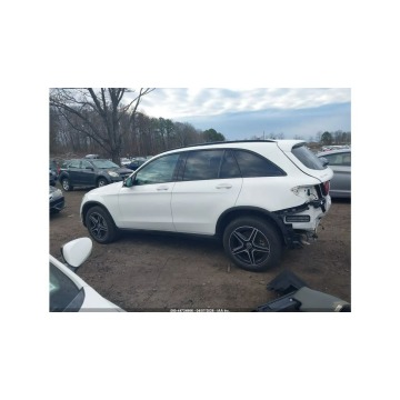 Mercedes - Benz GLC-klasa  SUV 2022,  2.0 benzyna, automat - Na sprzedaż za 59 000 zł - Tarnów - zdjęcie 5