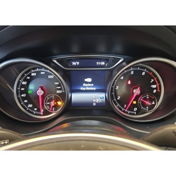 Mercedes - Benz CLA-klasa  Sedan/Limuzyna 2017,  2.0 benzyna, automat - Na sprzedaż za 29 500 zł - Tarnów - zdjęcie 7