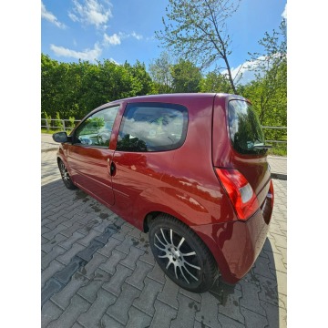 Renault Twingo  Hatchback 2011,  1.1 benzyna - Na sprzedaż za 7 800,00 zł - Głogów - zdjęcie 2