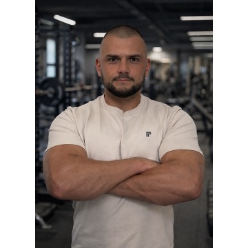 Emilian | Trener Personalny - Poznań