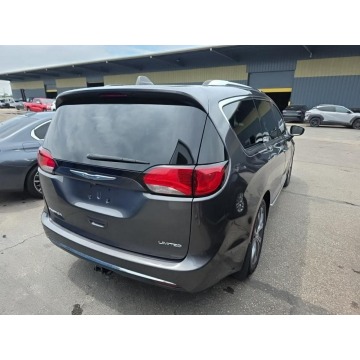 Chrysler Pacifica  Minivan/Van 2019,  3.6 benzyna, automat - Na sprzedaż za 33 000 zł - Tarnów - zdjęcie 5