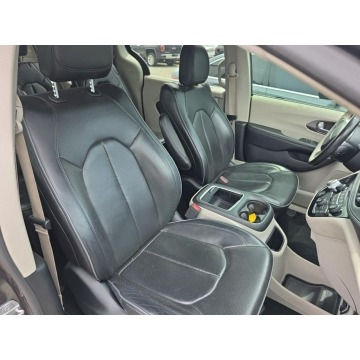 Chrysler Pacifica  Minivan/Van 2019,  3.6 benzyna, automat - Na sprzedaż za 33 000 zł - Tarnów - zdjęcie 8