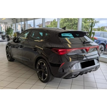 Cupra Leon  Hatchback 2026,  1.5 benzyna, automat - Na sprzedaż za 129 419 zł - Warszawa - zdjęcie 4
