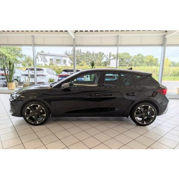 Cupra Leon  Hatchback 2026,  1.5 benzyna, automat - Na sprzedaż za 129 419 zł - Warszawa - zdjęcie 3