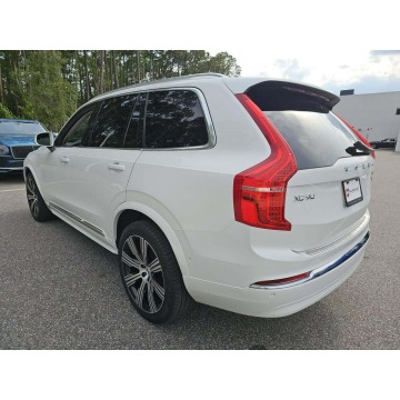 Volvo   SUV 2023,  2.0 benzyna, automat - Na sprzedaż za 69 000 zł - Tarnów - zdjęcie 4
