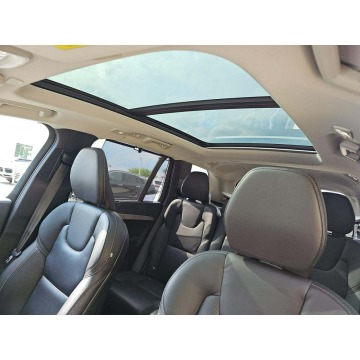 Volvo   SUV 2023,  2.0 benzyna, automat - Na sprzedaż za 69 000 zł - Tarnów - zdjęcie 10