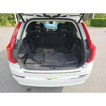Volvo   SUV 2023,  2.0 benzyna, automat - Na sprzedaż za 69 000 zł - Tarnów - zdjęcie 11