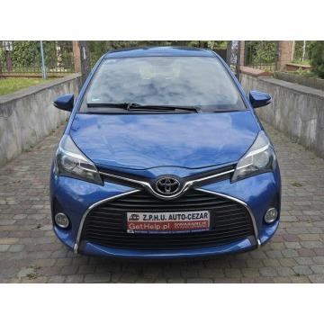 Toyota Yaris  Hatchback 2015,  1.3 benzyna - Na sprzedaż za 39 000 zł - Wąchock - zdjęcie 4