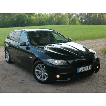 BMW 520 - F10 F11 2.0 D 218 KM Automat BIXENON Skóra KAMERY Navi SERWIS Hak !