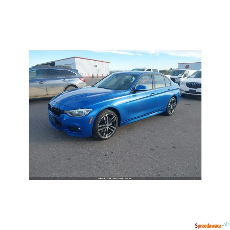 BMW Seria 3  Sedan/Limuzyna 2018,  3.0 benzyna, automat - Na sprzedaż za 42 000 zł - Tarnów