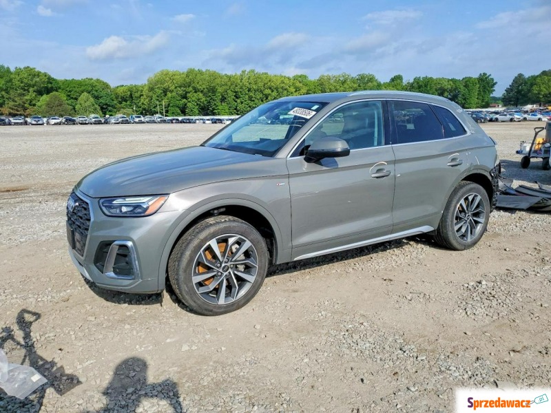 Audi Q5  SUV 2023,  2.0 benzyna, automat - Na sprzedaż za 54 000 zł - Tarnów