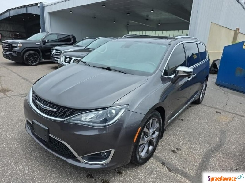 Chrysler Pacifica  Minivan/Van 2019,  3.6 benzyna, automat - Na sprzedaż za 33 000 zł - Tarnów