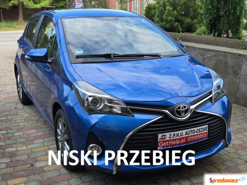 Toyota Yaris  Hatchback 2015,  1.3 benzyna - Na sprzedaż za 39 000 zł - Wąchock