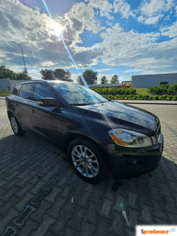Volvo   SUV 2009,  2.4 diesel - Na sprzedaż za 24 999 zł - Głogów