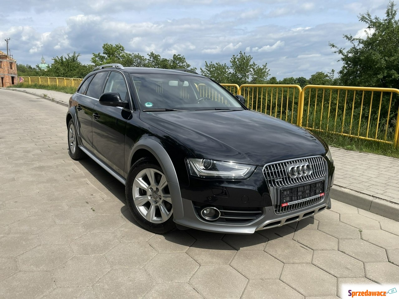 Audi A4 Allroad 2012
