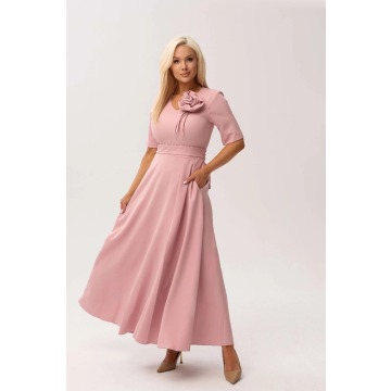 Sukienka MAXI Mirabella w odcieniu pudrowego różu z delikatną poświatą srebra OVERSIZE PLUS SIZE XXL