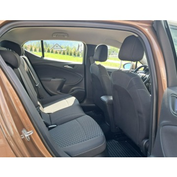 Opel Astra  Hatchback 2017,  1.4 benzyna - Na sprzedaż za 37 000 zł - Cisiec - zdjęcie 10