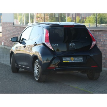 Toyota Aygo  Hatchback 2018,  1.0 benzyna - Na sprzedaż za 28 990 zł - Mysłowice - zdjęcie 2