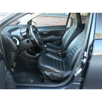 Toyota Aygo  Hatchback 2018,  1.0 benzyna - Na sprzedaż za 28 990 zł - Mysłowice - zdjęcie 10