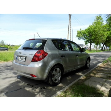 Kia Ceed  Hatchback 2009,  1.4 benzyna - Na sprzedaż za 12 900 zł - Łódź - zdjęcie 5