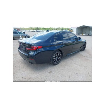 BMW Seria 5  Sedan/Limuzyna 2022,  2.0 benzyna, automat - Na sprzedaż za 79 000 zł - Tarnów - zdjęcie 6