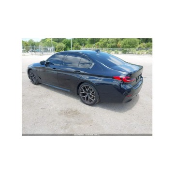 BMW Seria 5  Sedan/Limuzyna 2022,  2.0 benzyna, automat - Na sprzedaż za 79 000 zł - Tarnów - zdjęcie 7