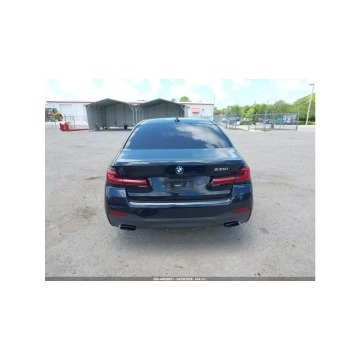 BMW Seria 5  Sedan/Limuzyna 2022,  2.0 benzyna, automat - Na sprzedaż za 79 000 zł - Tarnów - zdjęcie 8
