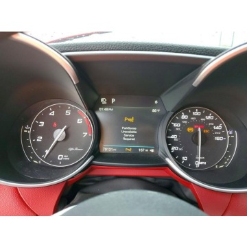 Alfa Romeo Giulia  Sedan/Limuzyna 2019,  2.0 benzyna, automat - Na sprzedaż za 30 000 zł - Tarnów - zdjęcie 9