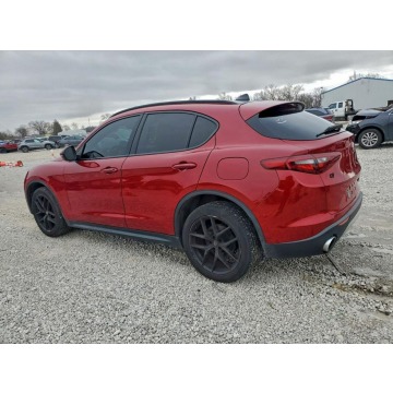 Alfa Romeo Stelvio  SUV 2018,  2.0 benzyna, automat - Na sprzedaż za 37 000 zł - Tarnów - zdjęcie 5
