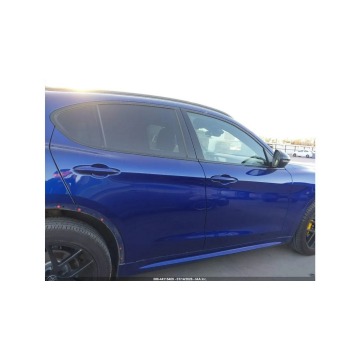 Alfa Romeo Stelvio  SUV 2021,  2.0 benzyna, automat - Na sprzedaż za 45 000 zł - Tarnów - zdjęcie 4