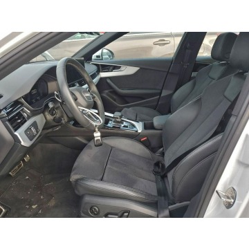Audi A4  Sedan/Limuzyna 2022,  2.0 benzyna, automat - Na sprzedaż za 45 000 zł - Tarnów - zdjęcie 7