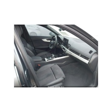 Audi A4  Sedan/Limuzyna 2023,  2.0 benzyna, automat - Na sprzedaż za 51 000 zł - Tarnów - zdjęcie 10