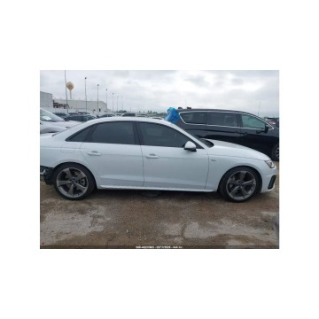 Audi A4  Sedan/Limuzyna 2021,  2.0 benzyna, automat - Na sprzedaż za 49 000 zł - Tarnów - zdjęcie 4