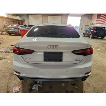 Audi A5  Sedan/Limuzyna 2018,  2.0 benzyna, automat - Na sprzedaż za 35 000 zł - Tarnów - zdjęcie 6