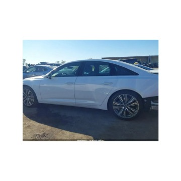 Audi A6  Sedan/Limuzyna 2023,  2.0 benzyna, automat - Na sprzedaż za 69 000 zł - Tarnów - zdjęcie 5