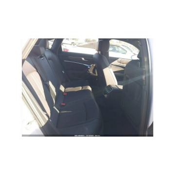 Audi A6  Sedan/Limuzyna 2023,  2.0 benzyna, automat - Na sprzedaż za 69 000 zł - Tarnów - zdjęcie 10