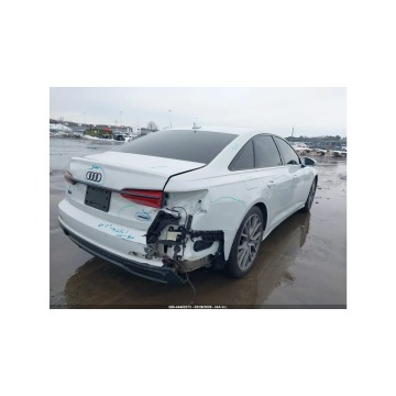 Audi A6  Sedan/Limuzyna 2023,  3.0 benzyna, automat - Na sprzedaż za 75 000 zł - Tarnów - zdjęcie 6