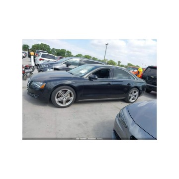Audi A8  Sedan/Limuzyna 2013,  3.0 benzyna, automat - Na sprzedaż za 32 000 zł - Tarnów - zdjęcie 5