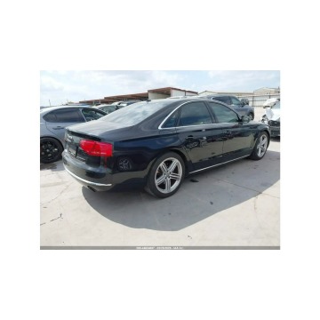 Audi A8  Sedan/Limuzyna 2013,  3.0 benzyna, automat - Na sprzedaż za 32 000 zł - Tarnów - zdjęcie 6