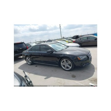 Audi A8  Sedan/Limuzyna 2013,  3.0 benzyna, automat - Na sprzedaż za 32 000 zł - Tarnów - zdjęcie 4