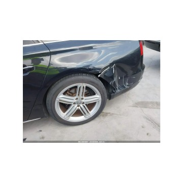 Audi A8  Sedan/Limuzyna 2013,  3.0 benzyna, automat - Na sprzedaż za 32 000 zł - Tarnów - zdjęcie 9
