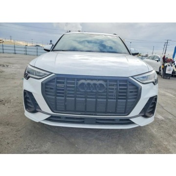 Audi Q3  SUV 2024,  2.0 benzyna, automat - Na sprzedaż za 57 000 zł - Tarnów - zdjęcie 3