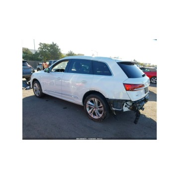 Audi Q7  SUV 2022,  2.0 benzyna, automat - Na sprzedaż za 85 000 zł - Tarnów - zdjęcie 7